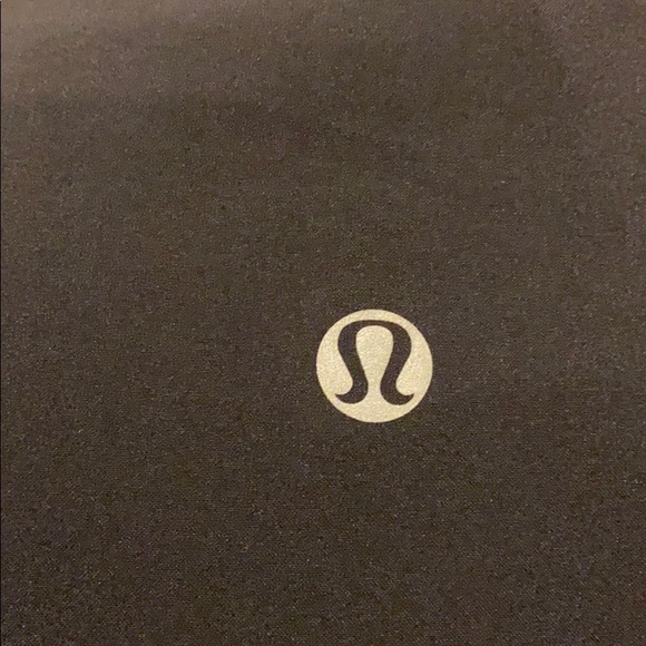 🍋Lululemon jacket size 4 - Picture 9 of 9